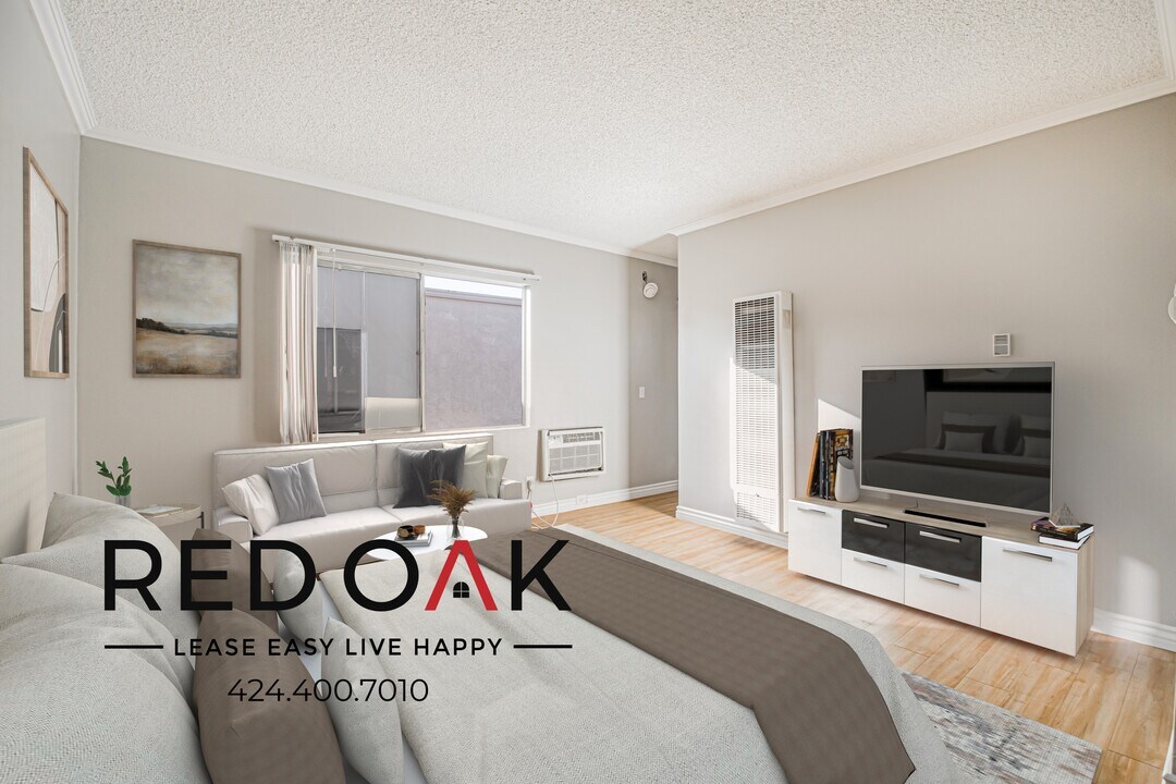 15405 Vanowen St, Unit 30 in Los Angeles, CA - Building Photo