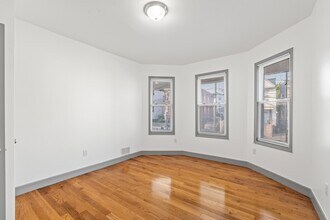 21 Dwight St in Jersey City, NJ - Building Photo - Building Photo