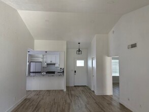 1112 N 87th St in Scottsdale, AZ - Foto de edificio - Building Photo