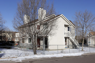 1042 Mazatlan Cor in Colorado Springs, CO - Building Photo - Building Photo