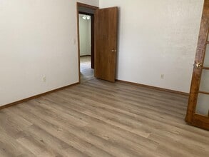 1517 Essex Ct in Norman, OK - Building Photo - Building Photo