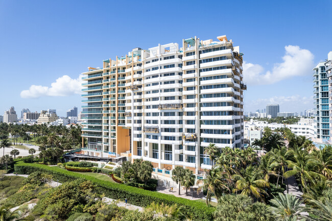 IL Villaggio Condos in Miami Beach, FL - Building Photo - Building Photo