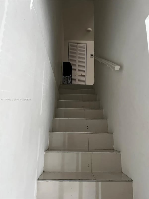 2020-2028-2028 NW 59th Terrace, Unit UNIT 2020 in Lauderhill, FL - Building Photo - Building Photo