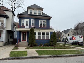 319 Bryant St in Buffalo, NY - Building Photo