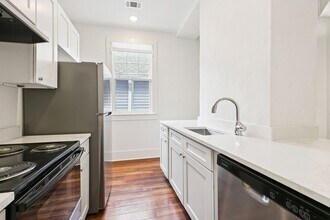 2318 St Andrew St in New Orleans, LA - Foto de edificio - Building Photo