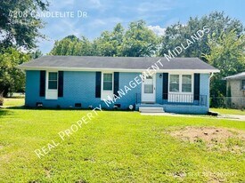 4308 Candlelite Dr in Columbia, SC - Building Photo