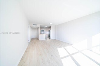 2731 Taft St in Hollywood, FL - Building Photo - Building Photo