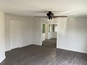 5225 Chain of Rocks Rd in Edwardsville, IL - Building Photo - Building Photo