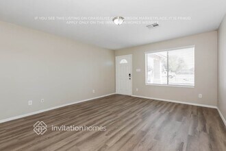 250 Dakota St, Unit Unit E in Chandler, AZ - Foto de edificio - Building Photo