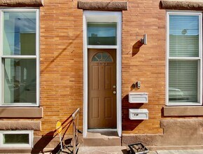 1640 Jackson St in Philadelphia, PA - Building Photo - Building Photo