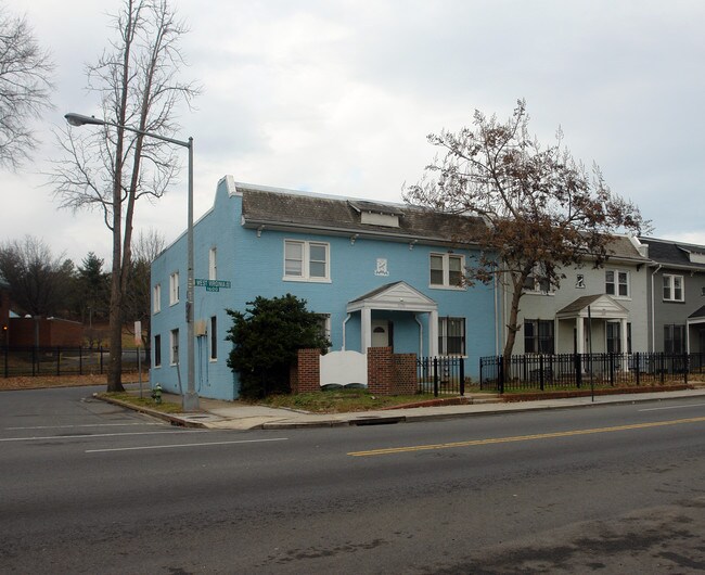 1650 West Virginia Ave NE in Washington, DC - Building Photo - Building Photo