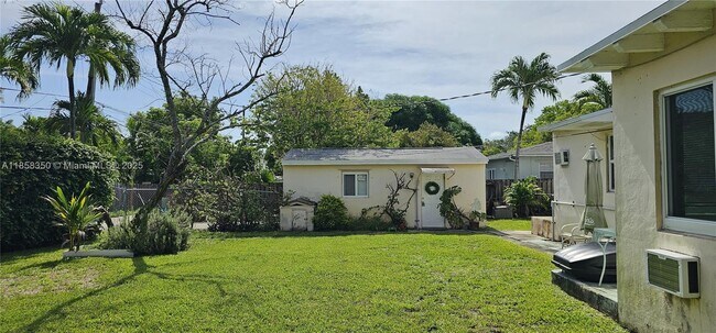 property at 1701 Shenandoah St