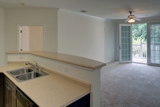 Red Mill Landing Apartment Homes in Virginia Beach, VA - Building Photo - Building Photo