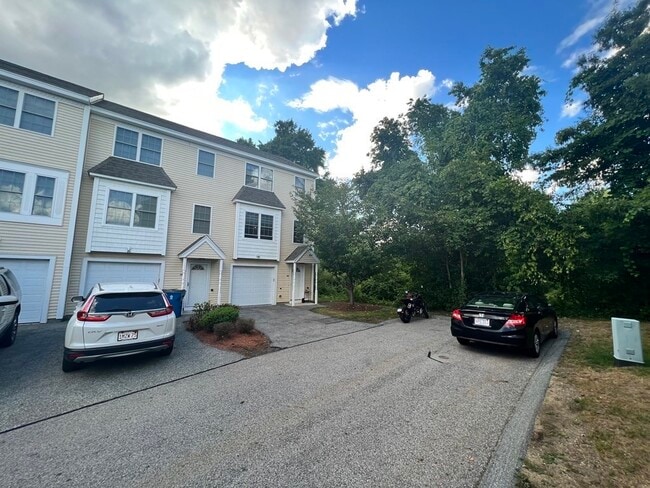 41 Boston Rd in Billerica, MA - Building Photo - Building Photo