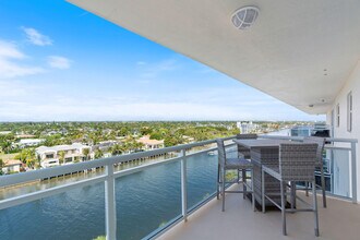 1160 Hillsboro Mile in Hillsboro Beach, FL - Building Photo - Building Photo