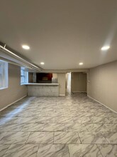 323 Park Ave in Orange, NJ - Building Photo - Building Photo