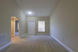 4160 Castilla Circle in Ft. Myers, FL - Building Photo - Building Photo