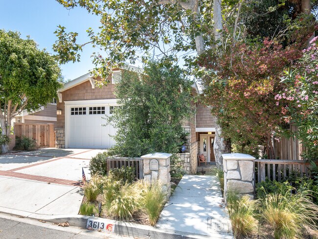 3613 Walnut Ave in Manhattan Beach, CA - Foto de edificio - Building Photo