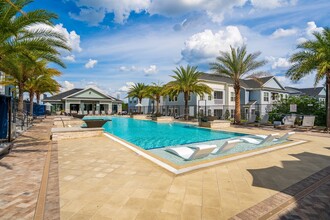 Thrive Luxury Apartments in Davenport, FL - Building Photo - Building Photo