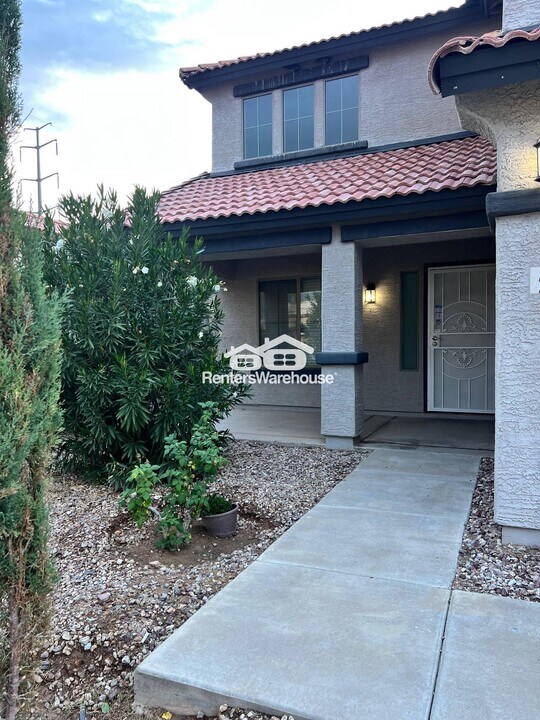 7617 S 48th Ln in Phoenix, AZ - Building Photo
