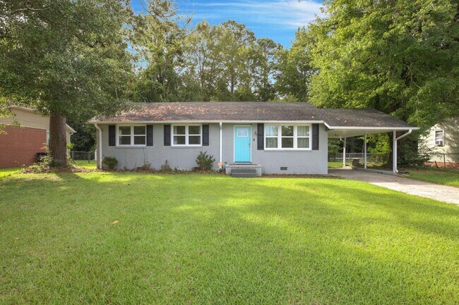 309 Cole Dr in Jacksonville, NC - Building Photo - Building Photo