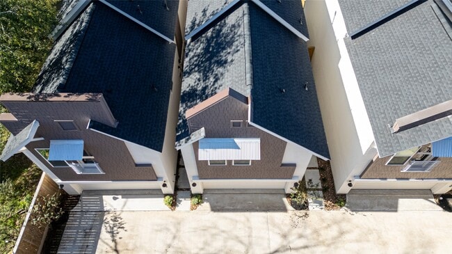 property at 881 Rachel St