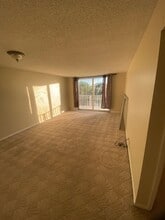 480 Executive Center Dr in West Palm Beach, FL - Building Photo - Building Photo