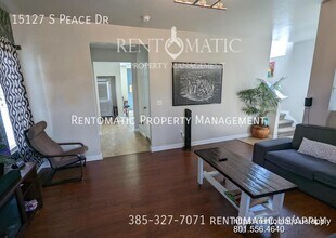 15127 Peace Dr in Bluffdale, UT - Building Photo - Building Photo