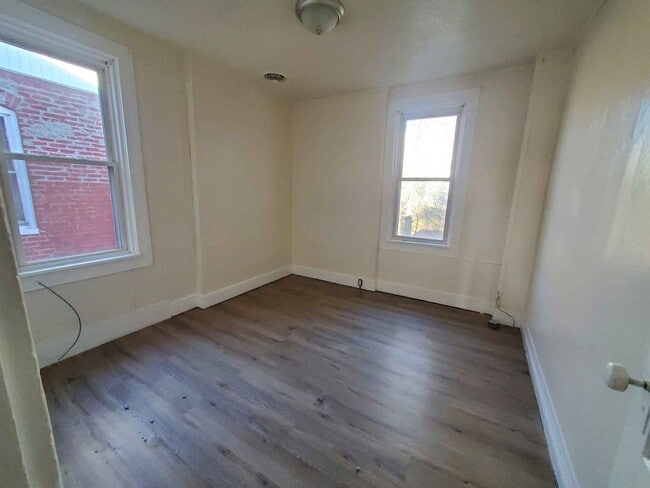 property at 124 N 2nd St