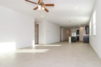 11014 W Luxton Ln in Tolleson, AZ - Building Photo - Building Photo