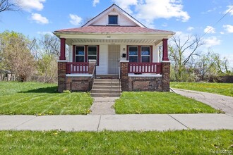 7260 Auburn St in Detroit, MI - Foto de edificio - Building Photo