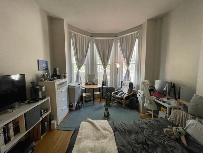 property at 544 Columbus Ave