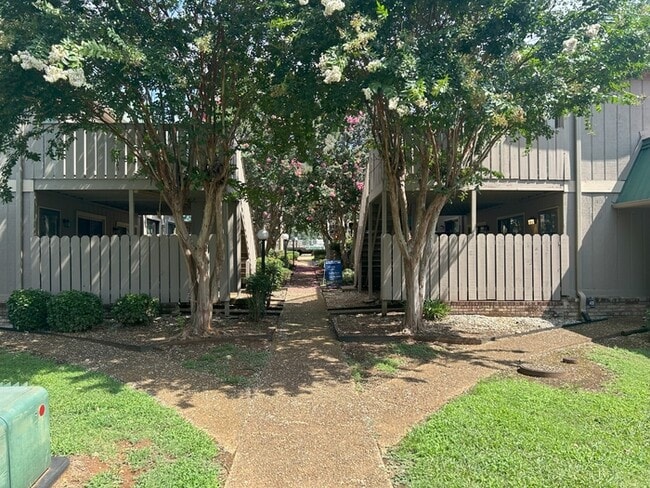 property at 2225 Golf Rd SW