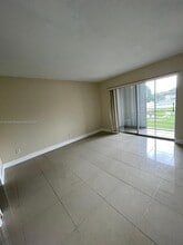 5120 SW 40th Ave in Fort Lauderdale, FL - Building Photo - Building Photo