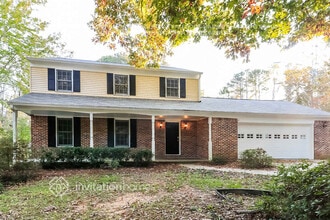 2550 Raintree Way NE in Marietta, GA - Foto de edificio - Building Photo