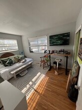 1188 Marseille Dr, Unit 3 in Miami Beach, FL - Foto de edificio - Building Photo