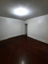 2820 Guilford Ave in Baltimore, MD - Building Photo - Building Photo