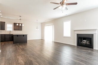 244 Pearson Place in Clayton, NC - Building Photo - Building Photo