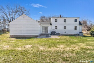 466 High Hill Rd in Meriden, CT - Building Photo - Building Photo