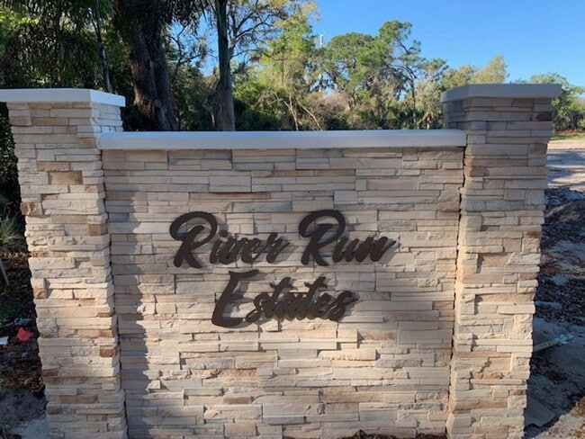 property at 2921 River Run Wy