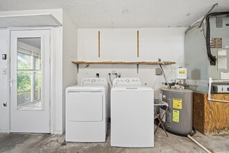 2007 Mandalay Ct in Oldsmar, FL - Building Photo - Building Photo