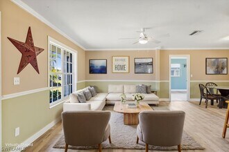 4216 SE 1st Ct in Cape Coral, FL - Building Photo - Building Photo