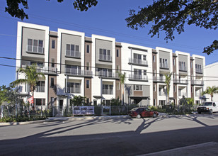 Galleria Lofts in Fort Lauderdale, FL - Building Photo - Building Photo