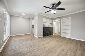 201 Emerson St in Houston, TX - Building Photo - Building Photo