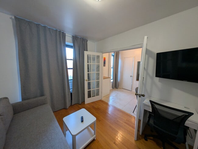 224 E 95th St in New York, NY - Building Photo - Building Photo