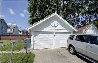 138 Cherry Rd in Rochester, NY - Building Photo - Building Photo