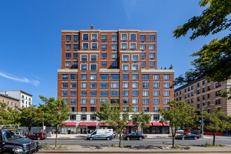 The Lenox Condominium in New York, NY - Foto de edificio - Building Photo