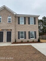 1252 Masters Ln in Greenville, NC - Building Photo