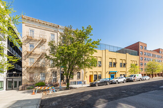 1 Quincy St in Brooklyn, NY - Foto de edificio - Building Photo