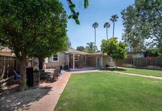 5865 Vesper Ave in Los Angeles, CA - Building Photo - Building Photo